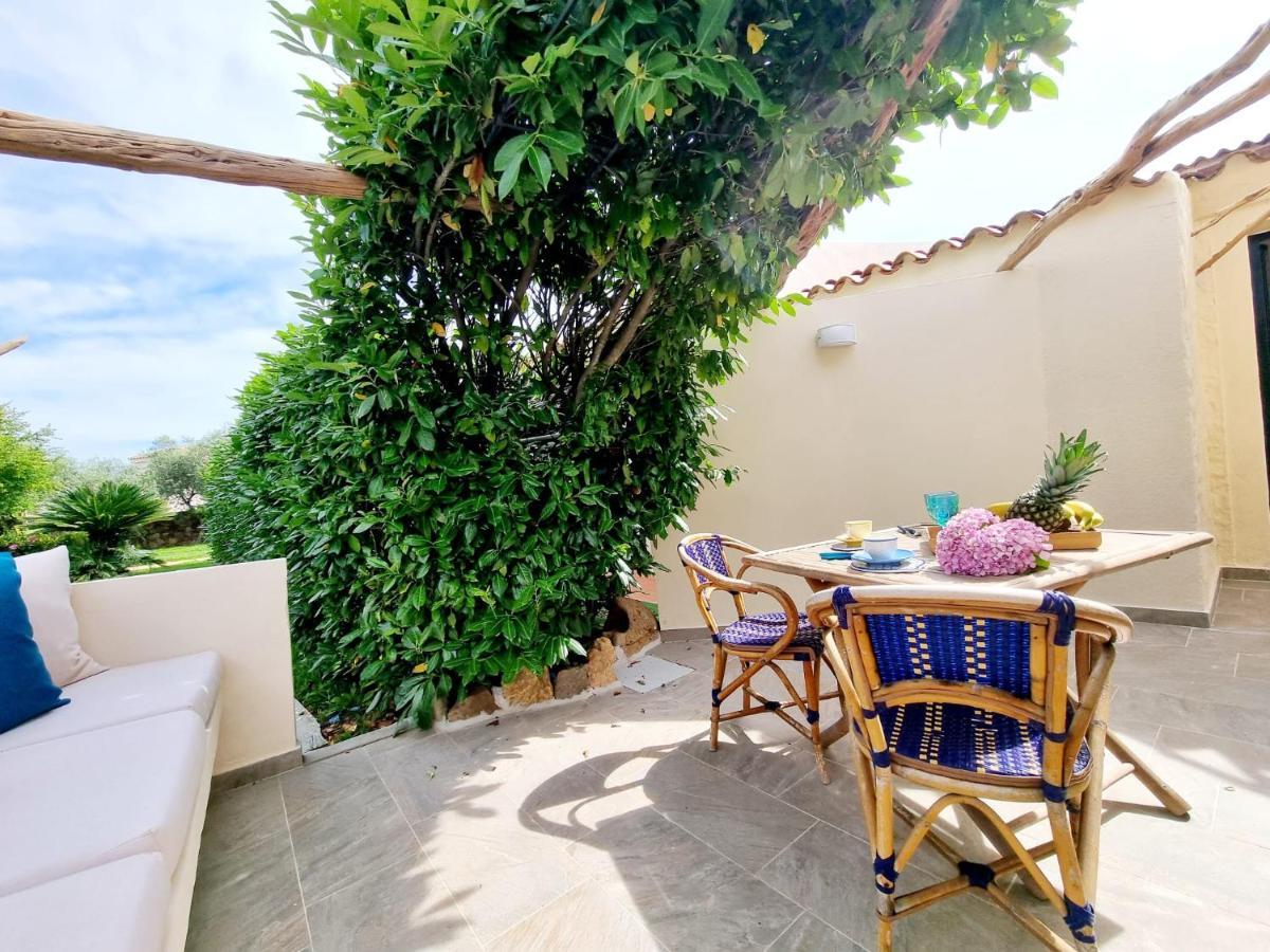 Stazzo San Teodoro Il Ginepro Piscina Condivisa Apartment Екстериор снимка