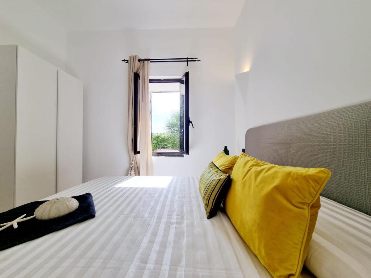 Stazzo San Teodoro Il Ginepro Piscina Condivisa Apartment Екстериор снимка